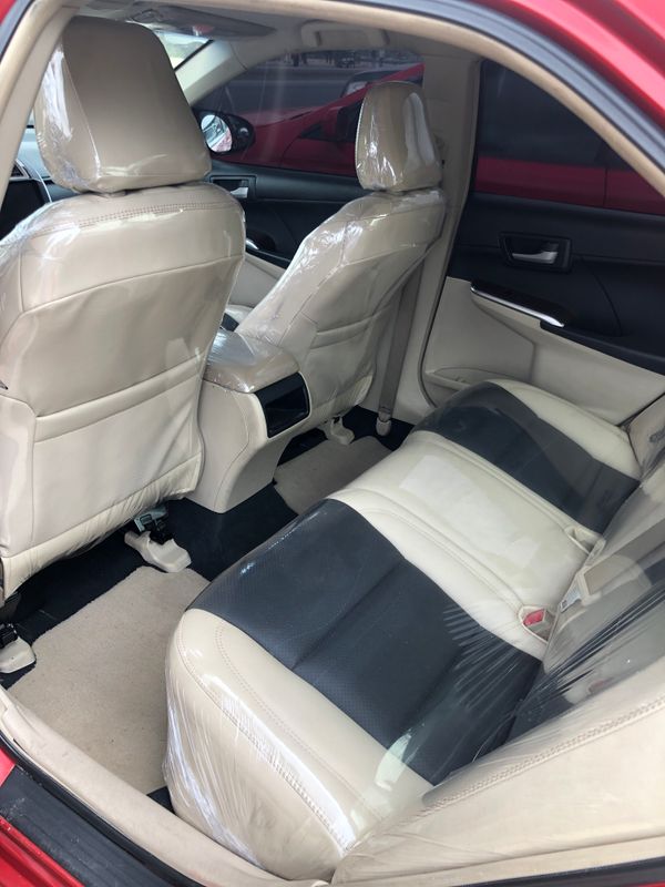Thumbnail 3 of 2012 Toyota Camry le
